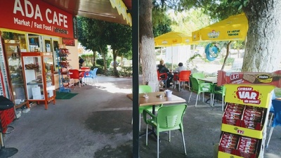 Ada Cafe Market