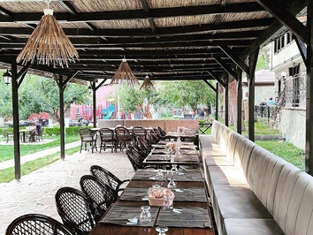 Ataç Konağı Restaurant & Butique Hotel(Ardasa Siron Kebabı)