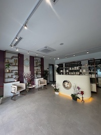 B&E Beauty Center