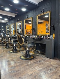 Barbers Club Bay Bayan kuaför