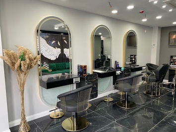 beauty salon by kifaye