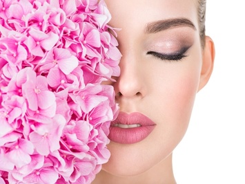 BLACK ROSE HAİR & BEAUTY SALOON