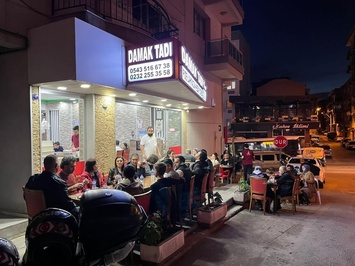 Damak TADI 2 pide kebap lahmacun pizza salonu