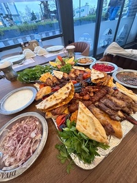 Divan Kebap