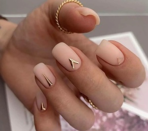 Ece Koç Nail's Beauty