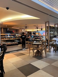 Elizinn Patisserie Restaurant