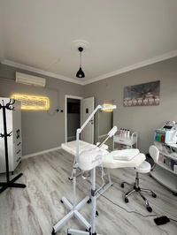 Elora Beauty Center