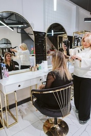 Elvira Güzellik Salonu