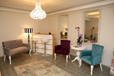 H&E Holistic Medi-Spa