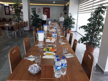 Hikmet Usta Kuzu Tandır Ocakbaşı