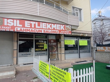IŞIL ETLİEKMEK VE LAHMACUN SALONU