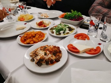 Kör Kamil Restoran