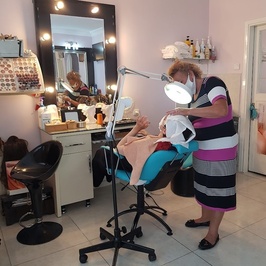 NÜKHET KUAFÖR & GÜZELLİK SALONU
