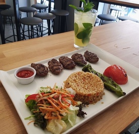 Şair Leyla Bistro