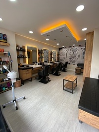 Salon Aras Erkek Kuaför Salonu