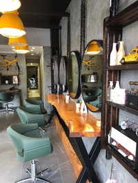 Salon Ghetto
