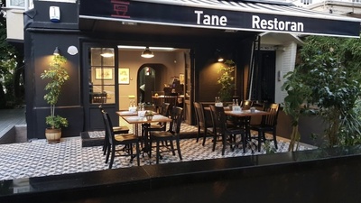 Tane restoran