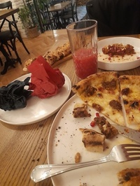 Unica ekşimaya pizza