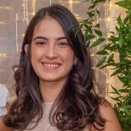 Uzm. Dt. Pınar Açkurt Okutan, Diş Hekimi