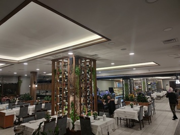 YALI KANAT KEBAP STEAK RESTORAN
